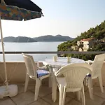 דירה By The Sea Ubli, Lastovo - 8355