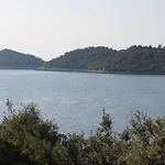 Apartment By The Sea Ubli, Lastovo - 8355 Uble