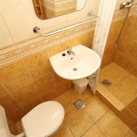 Apartment By The Sea Ubli, Lastovo - 8355