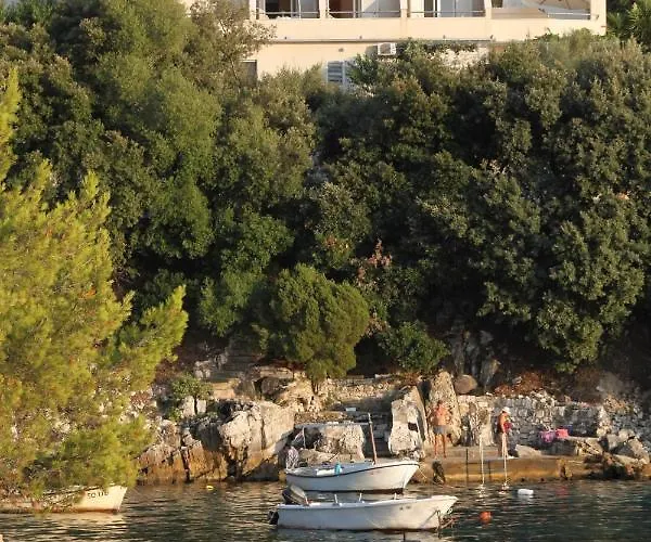 By The Sea Ubli, Lastovo - 8355 Apartamento *