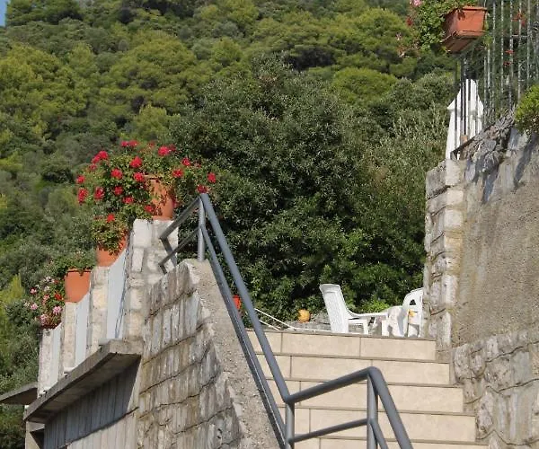 By The Sea Ubli, Lastovo - 8355 Apartman *