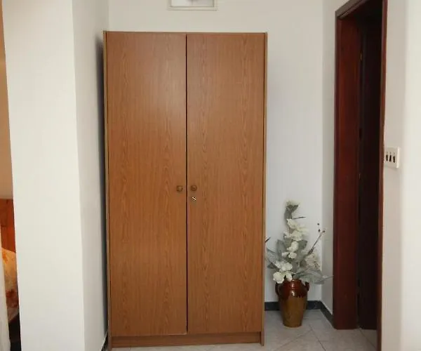 By The Sea Ubli, Lastovo - 8355 *