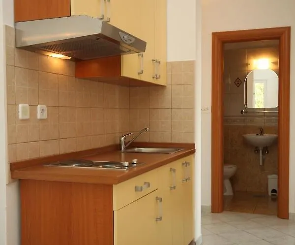 Apartman By The Sea Ubli, Lastovo - 8355 *