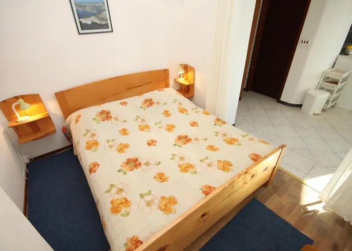 By The Sea Ubli, Lastovo - 8355 * Ubli